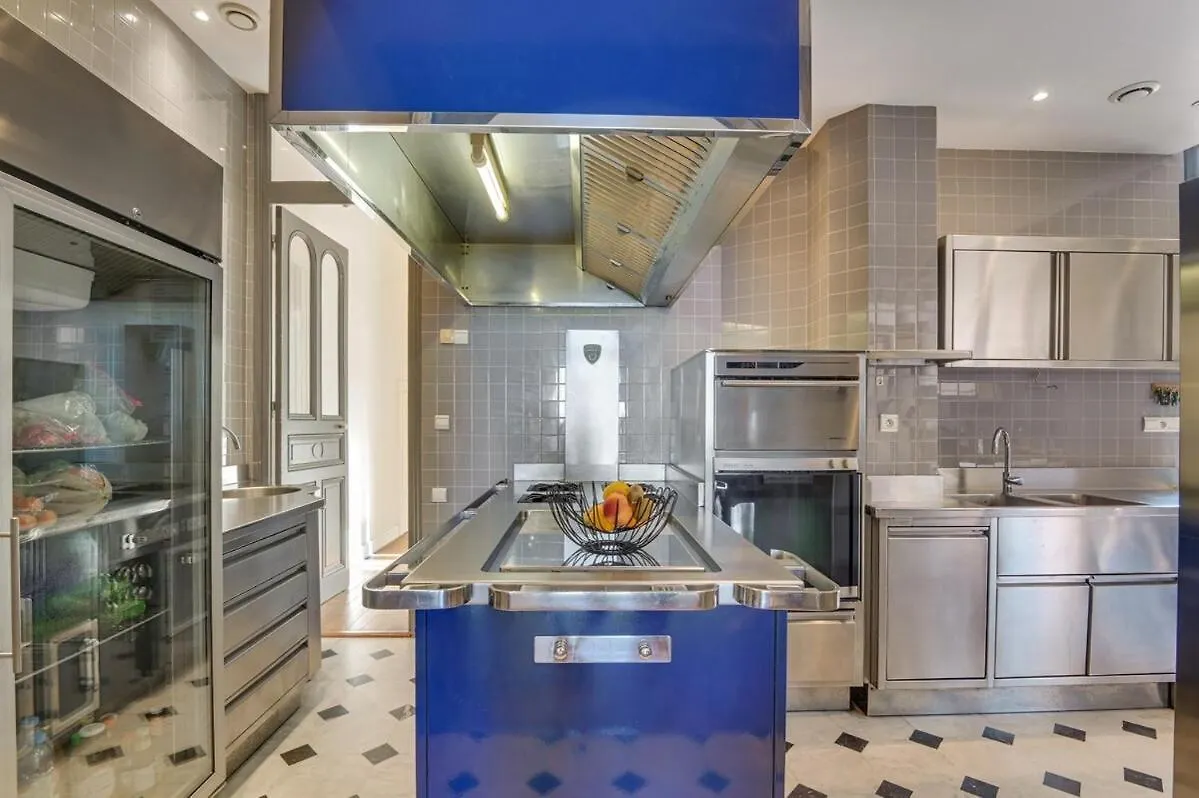 Pura Vida Apartment Cannes