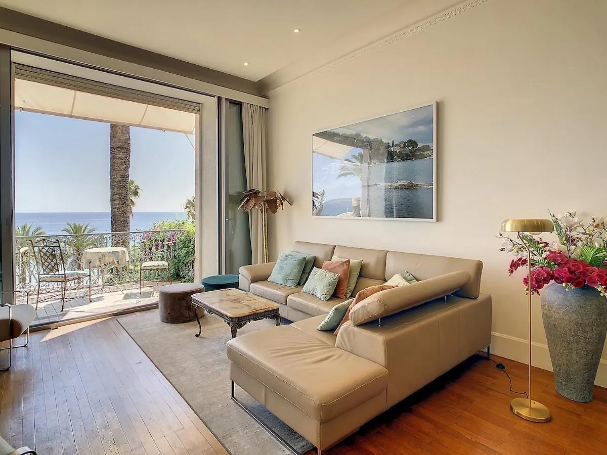 Pura Vida Apartment Cannes