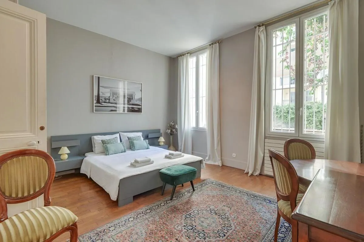 Pura Vida Apartment Cannes 0*,
