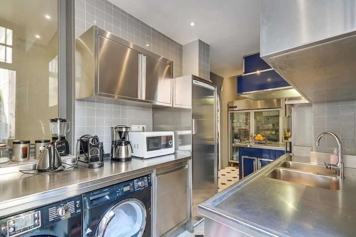 Pura Vida Apartment Cannes